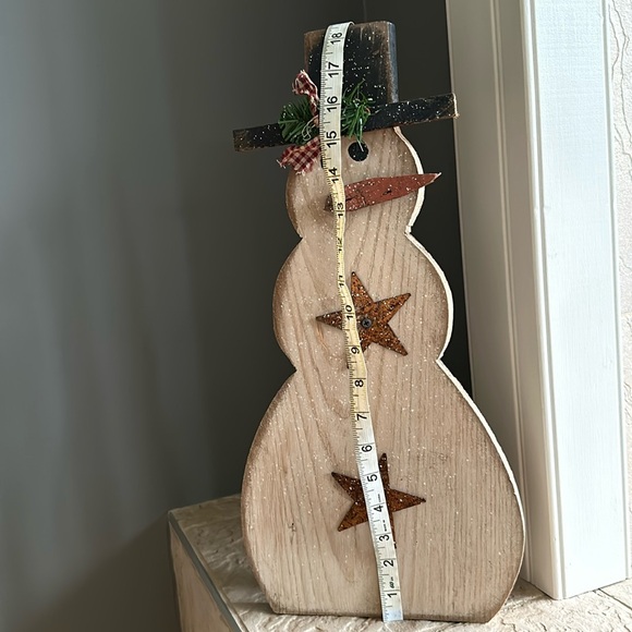 ⛄️Rustic Wooden Snowman - Picture 4 of 5